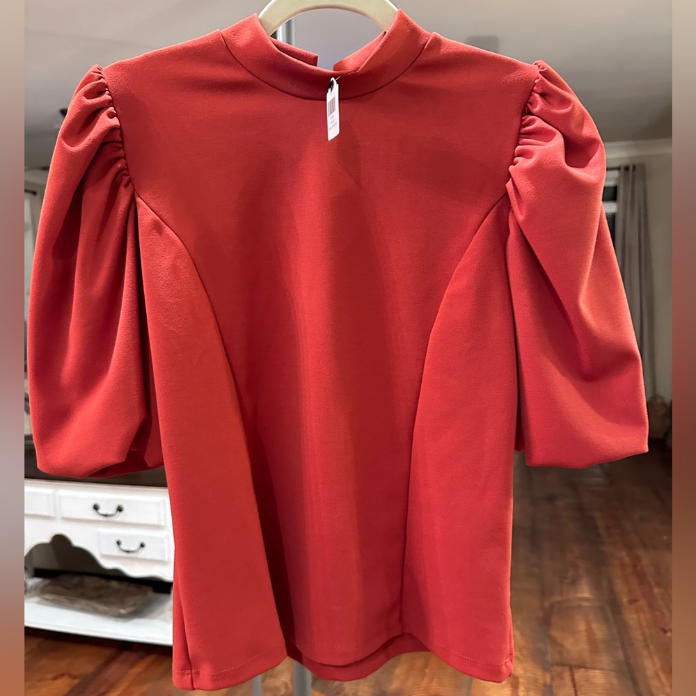 NWT Women’s Blouse Size Medium